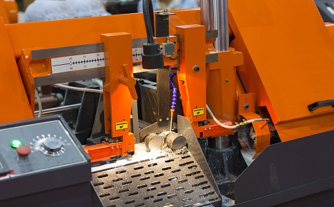 龙胜龙门带锯床具备哪些优点？